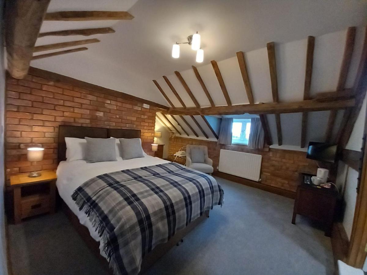 The Dolfor Inn Newtown  Esterno foto