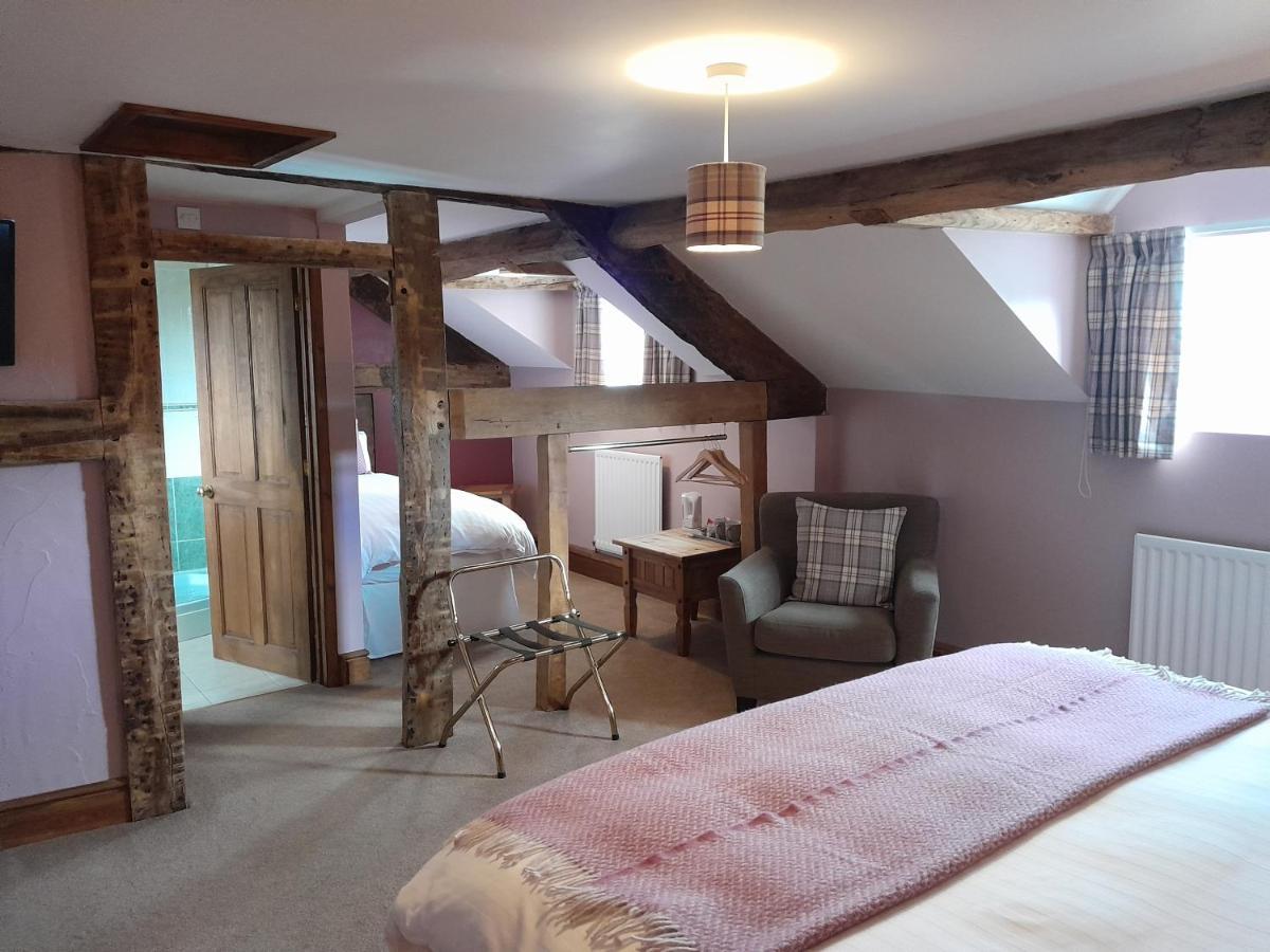 The Dolfor Inn Newtown  Esterno foto